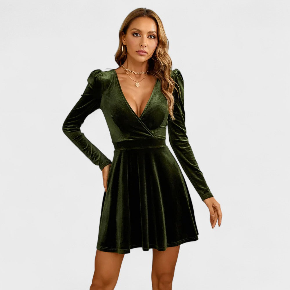 Marina | Vestido Curto de Veludo